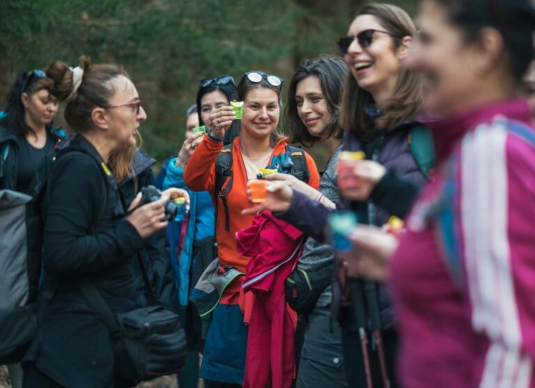 FOTO: Surprize pentru sibience de 8 martie de la Anii Drumeției