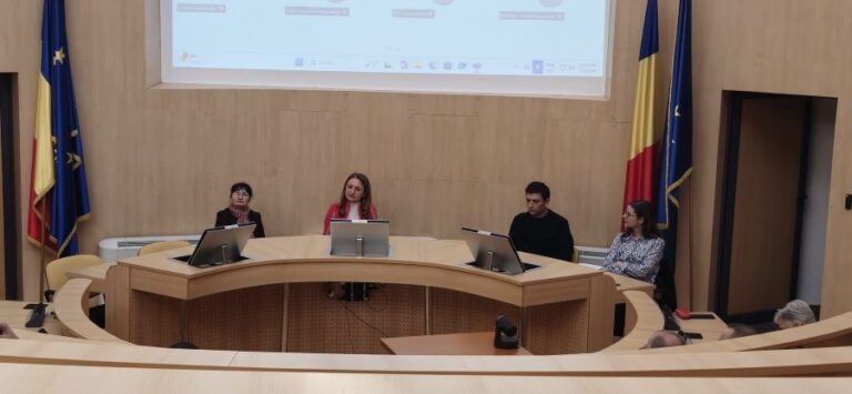 „Cornul și laptele” de interes doar în petiții. Patru reprezentanți ai părinților, la întâlnirea de astăzi, la Consiliul Județean