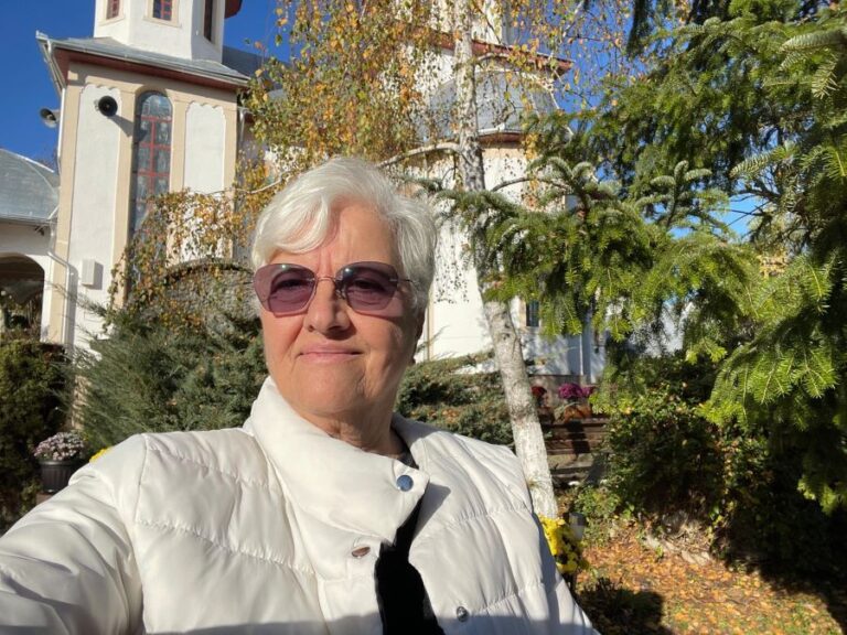 Mihaiela Dan. „Un om de pe stradă…” Care trasează direcții pe calea vieții