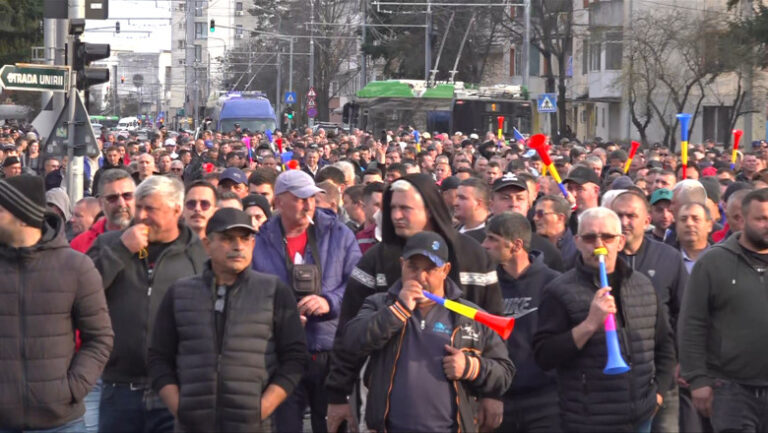 ULTMA ORĂ: Minerii au plecat spre București. Marți are loc un protest în Capitală