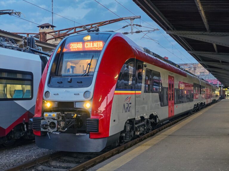FOTO: Trenuri moderne de 160 km/h, gata să schimbe România. Unele vor trece și prin județul Sibiu