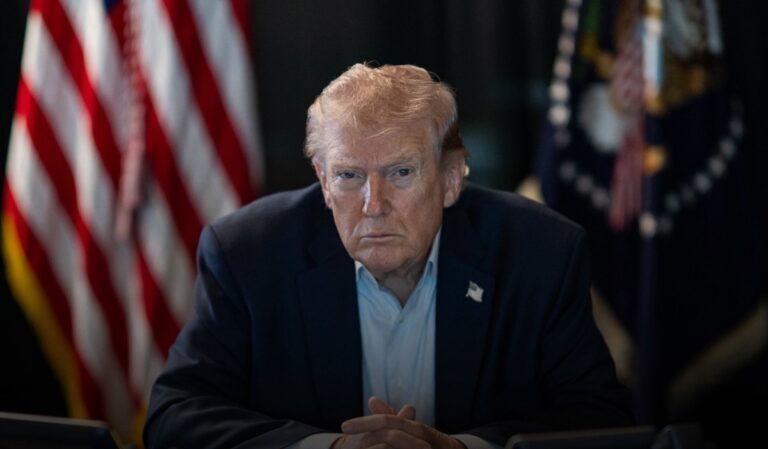 Donald Trump vizează petrolul Iranului: planuri pentru controlul Insulei Kharg și impactul asupra pieței globale