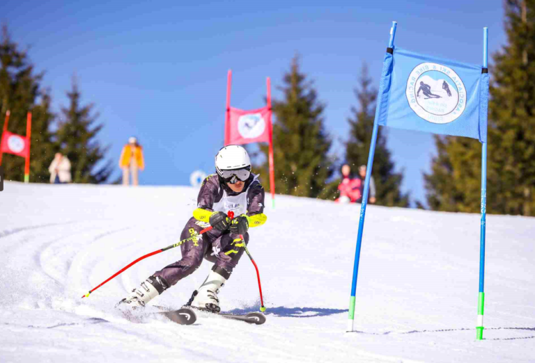 Cupa Universității la Schi și Snowboard