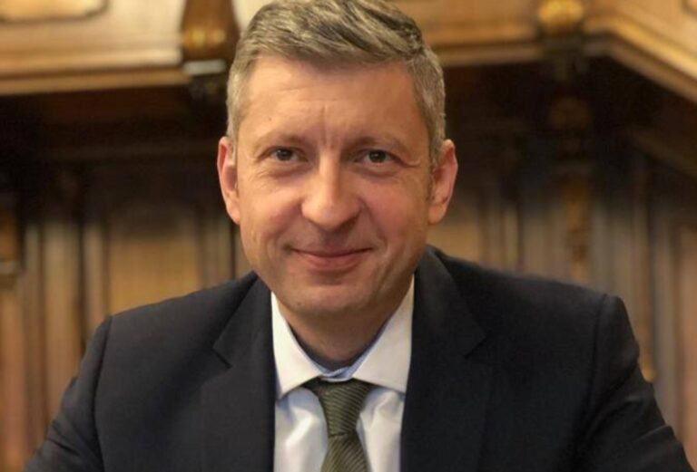 Directorul Aeroportului Sibiu, judecat pentru ucidere din culpă. Avocatul din oficiu al lui Gîrdea va fi plătit de stat