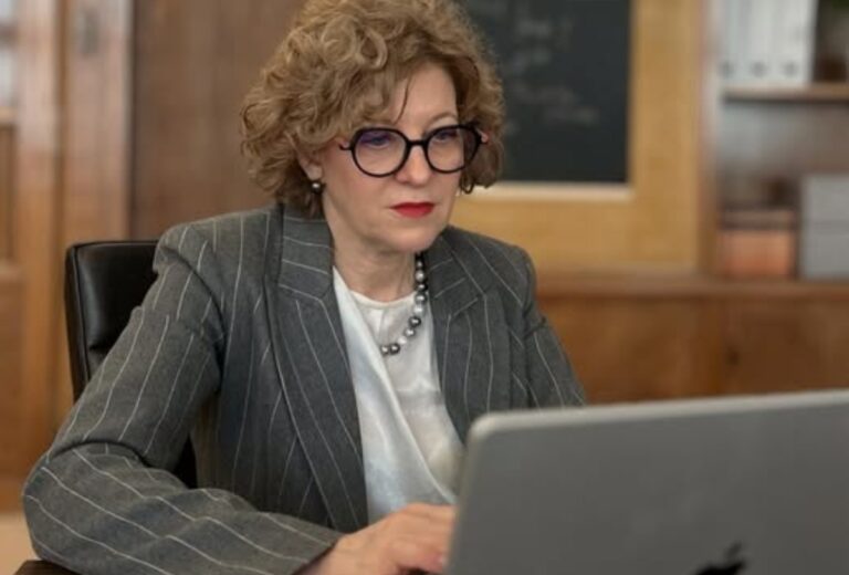 Oana Gheorghiu despre platforma fara-hartie.gov.ro