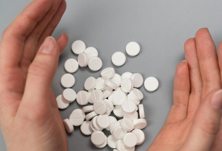 Medicamente pentru Parkinson facute din plastic reciclat