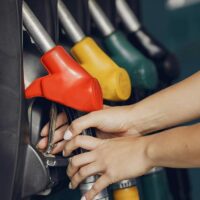 Prețul petrolului a scăzut după ce Trup a spus că războiul cu Iranul e aproape de final