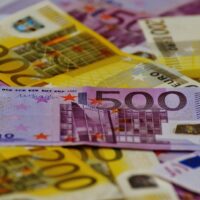 Meserii neobișnuite care pot aduce până la 90.000 de euro pe an. Joburile dificile care sunt surprinzător de bine plătite
