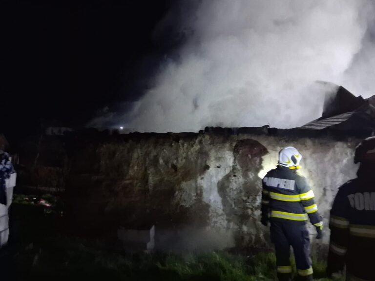 FOTO/ULTIMA ORĂ: Bărbat CARBONIZAT în urma unui incendiu