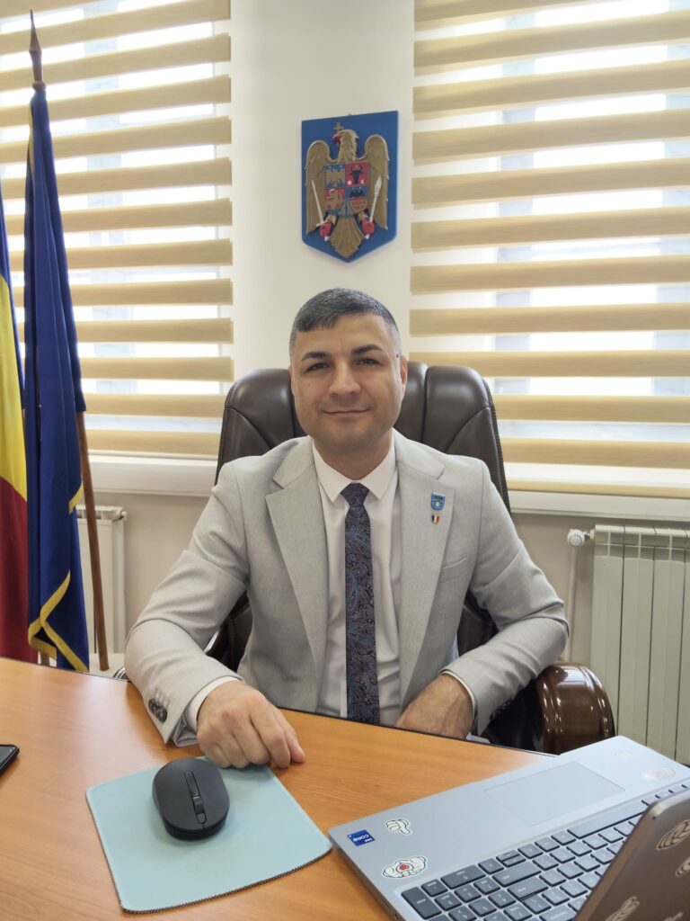 SCANDAL TOTAL la Primăria Cisnădie. Consilierul juridic Claudiu Ștefan îl acuză pe Mircea Orlățan că se comportă ca un „veritabil organ de urmărire penală”