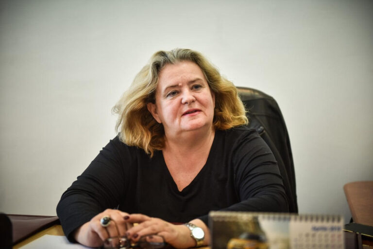 ULTIMA ORĂ: DOLIU la Facultatea de Drept a ULBS. S-a stins conf. univ. dr. Daiana-Maura Vesmaș