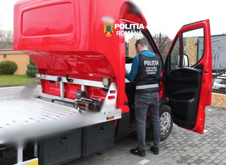 FOTO – Samsari din județul Sibiu, prinși de polițiști: mașini aduse din Polonia și vândute la negru