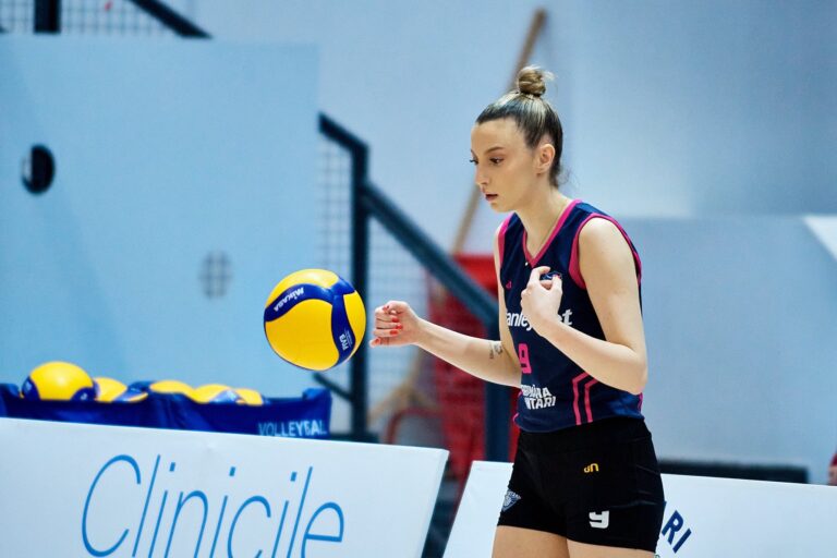 O victorie și o înfrângere în marea finală, pentru formația Iarinei Axinte