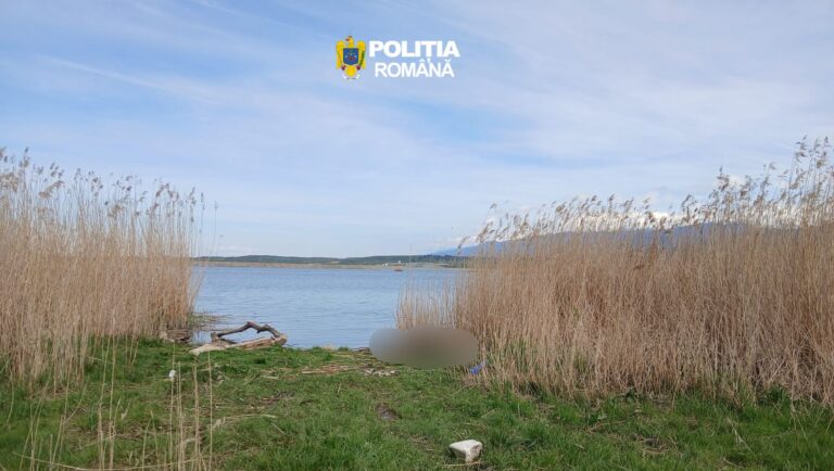 FOTO/ULTIMA ORĂ – Descoperire șocantă pe Olt: cadavrul unui bărbat, găsit în apă lângă Bradu
