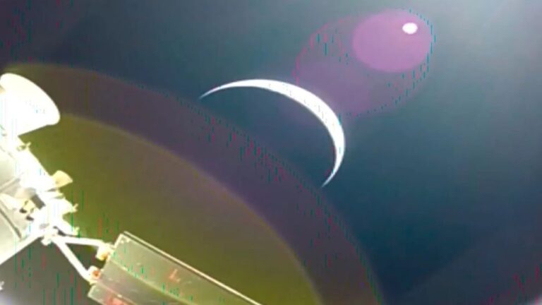 De ce cred unii că NASA ascunde ceva: misterul luminilor din spațiu, explicat. Teoriile conspirației au EXPLODAT