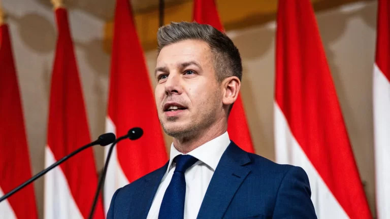 ULTIMA ORĂ: „Plecați acum, marionetelor!” – mesajul dur al lui Péter Magyar pentru oamenii lui Viktor Orbán