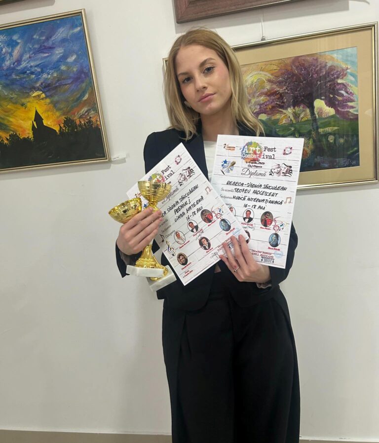 VIDEO – Medieșeanca Rebeca Sălcudean, o voce, două trofee și un vis care prinde aripi