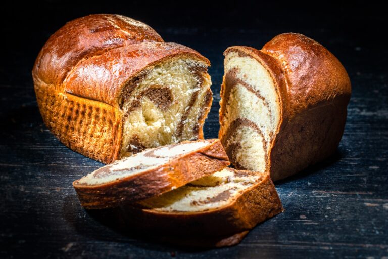 Nouă ne Pasă de gustul tradiției: Povestea Cozonacului în Campania Produs în Sibiu