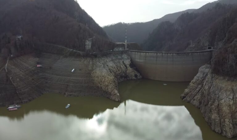 Reumplerea Lacului de acumulare Vidraru a început: Ministrul Energiei, Bogdan Ivan, anunță termenul de finalizare