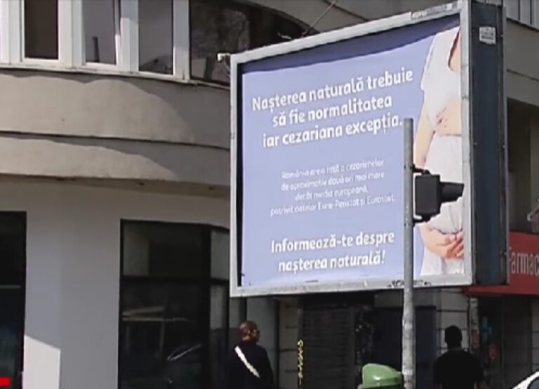 ANPC a dat amendi de 30.000 lei pentru panourile anti-cezariană din București și cere oprirea campaniei