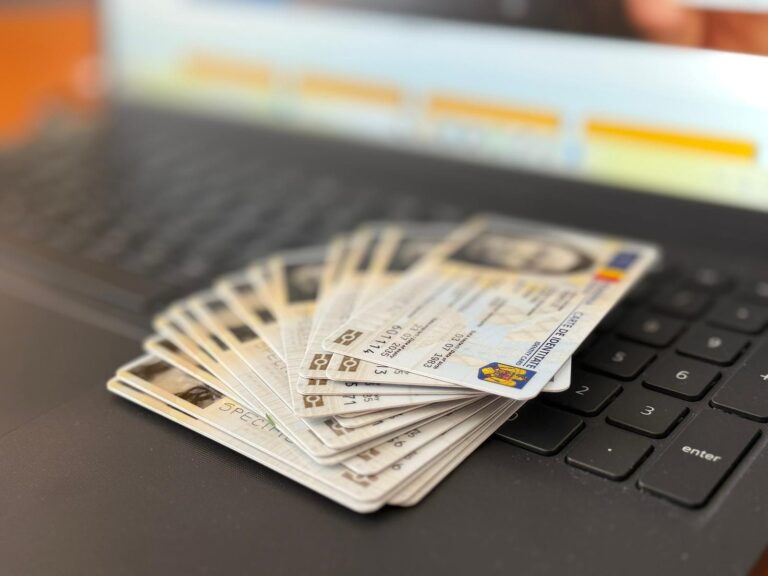 Revoluție digitală: peste 46.000 de sibieni și-au făcut noua carte electronică de identitate într-un singur an