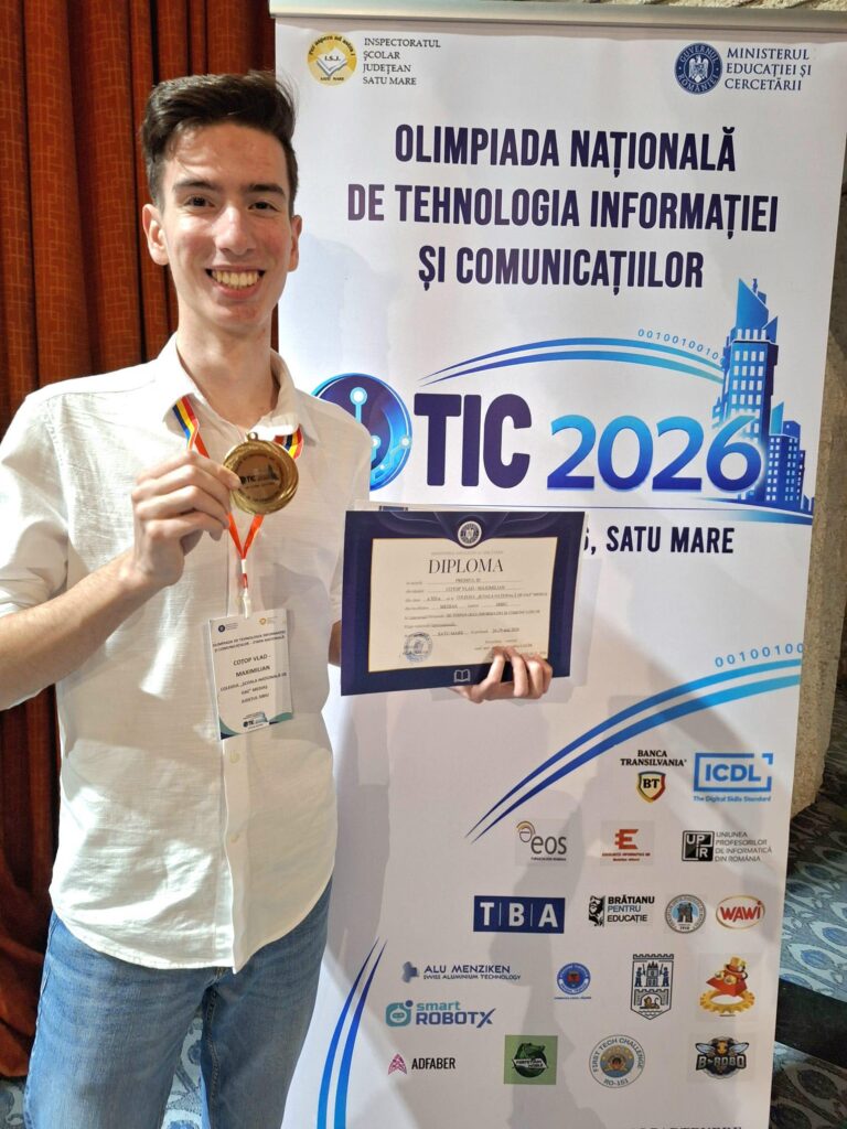 FOTO – Muncă, talent și sacrificiu: Medieșeanul Vlad-Maximilian Coțop, printre cei mai buni tineri informaticieni din România