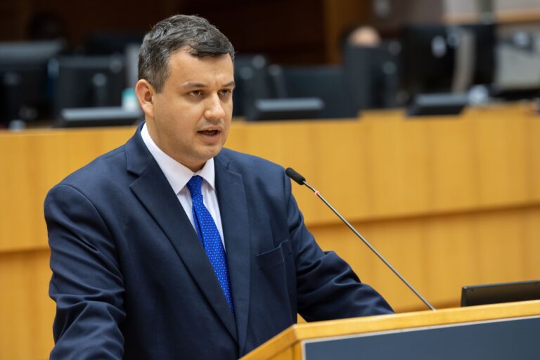 ULTIMA ORĂ: Eugen Tomac, premierul desemnat de Nicușor Dan