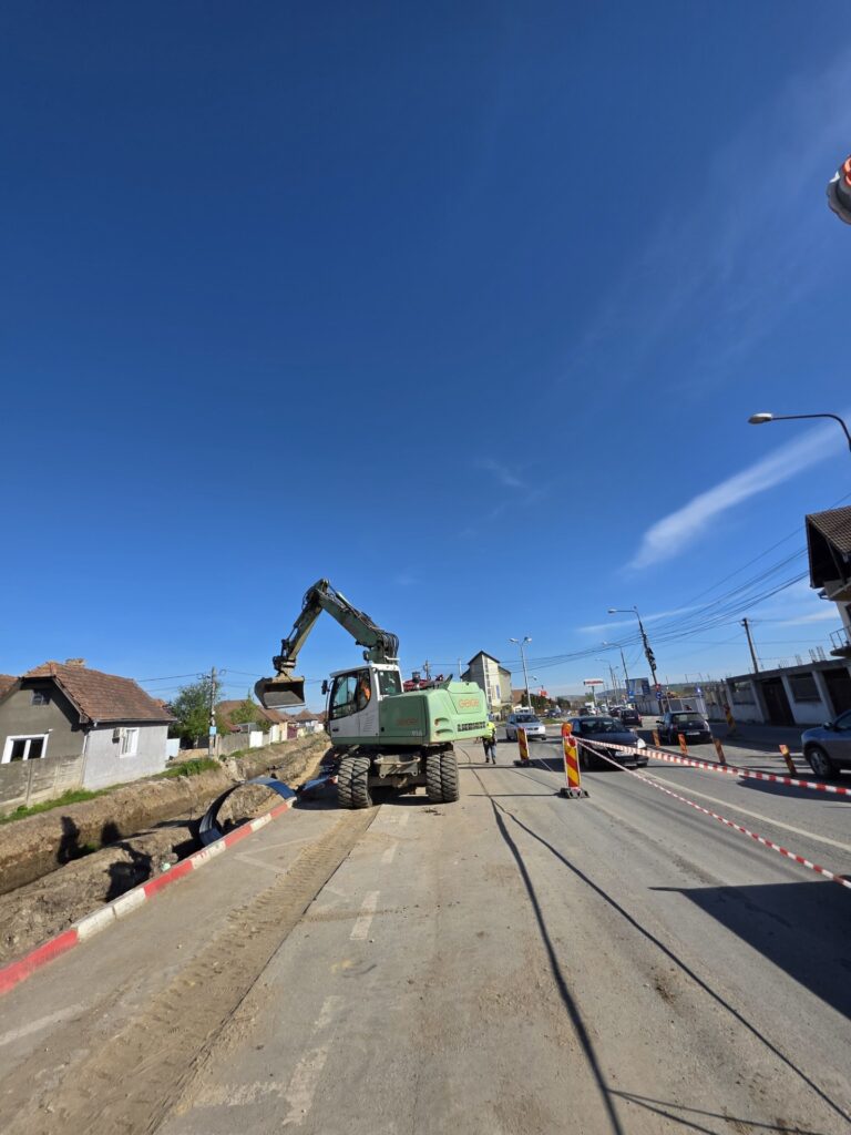 FOTO/ULTIMA ORĂ: Șantier total pe Calea Șurii Mari! Șoferii sunt sfătuiți să ocolească zona