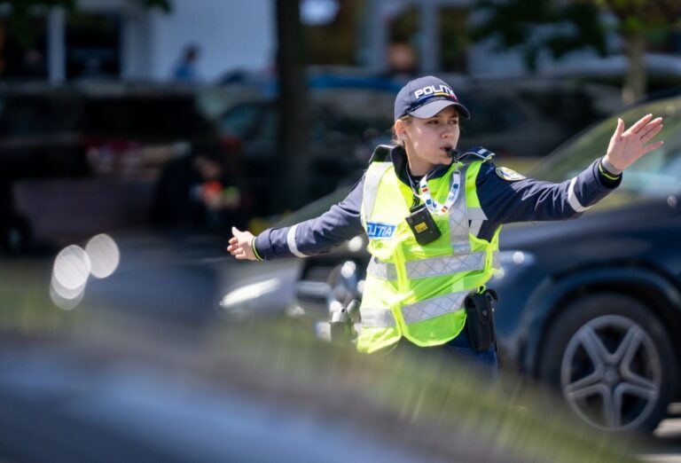 Razie națională a Poliției Rutiere: 134 de șoferi prinși băuți și 10 drogați la volan, în doar o noapte. Patru șoferi din Sibiu s-au ales cu dosare penale