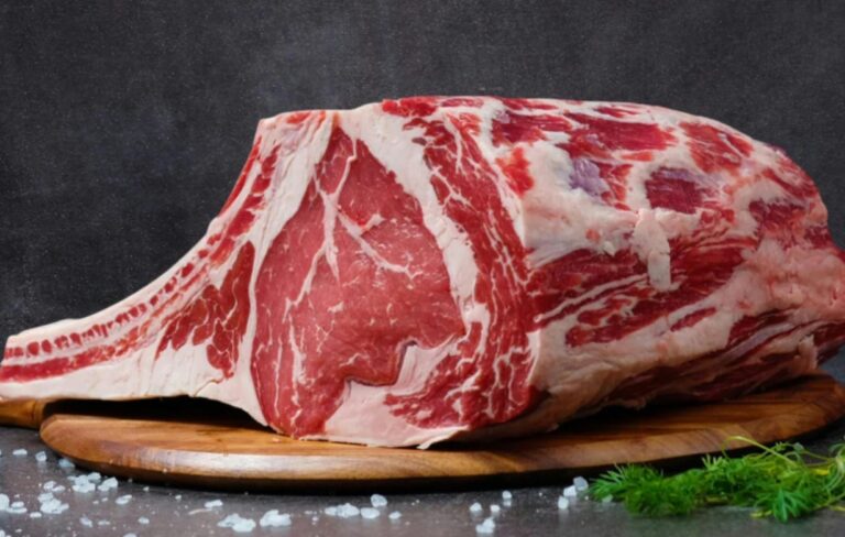 Dieta Paleo: ce este, cum funcționează și dacă poate ajuta, cu adevărat, la slăbit