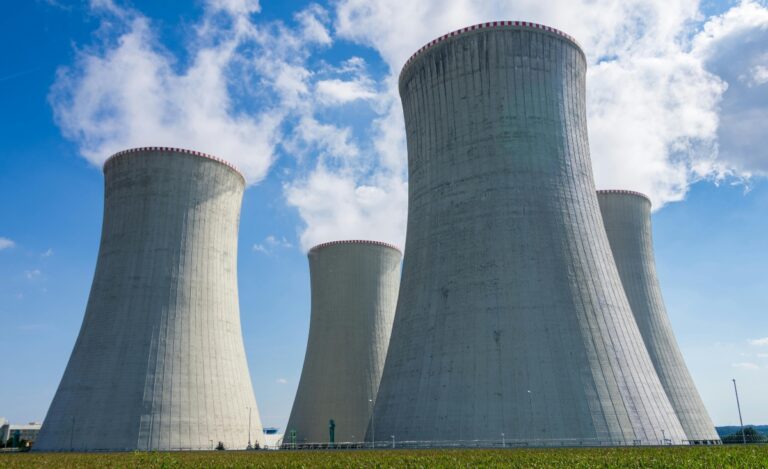 România fără centrala nucleară de la Cernavodă: importuri record și cel mai ridicat preț spot al energiei din Europa