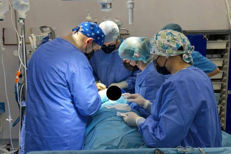 Chirurgie orală și maxilo-facială la Spitalul Clinic Județean de Urgență Sibiu: performanță medicală, tehnologie modernă și formare universitară de excelență