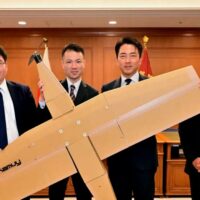 Japonia lansează drone militare din carton: se asamblează în 5 minute și costă de 10 ori mai puțin decât modelele clasice