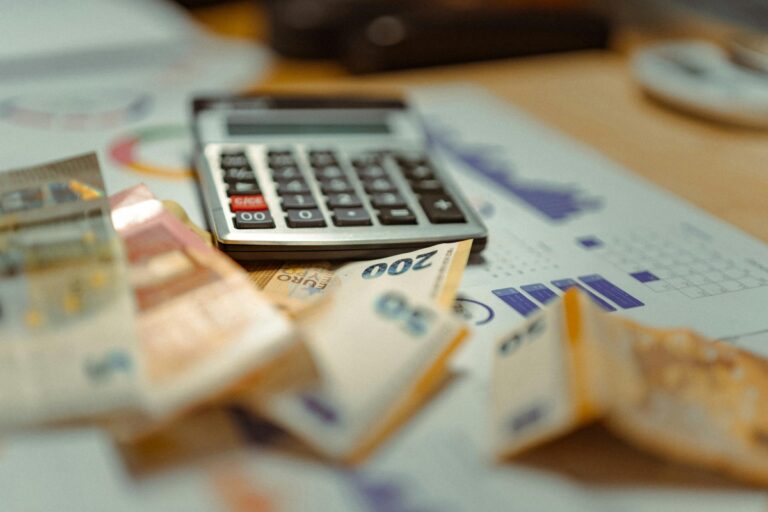 Insolvențele din Europa Centrală și de Est în 2025: România urcă pe locul 3, Ungaria rămâne lider regional