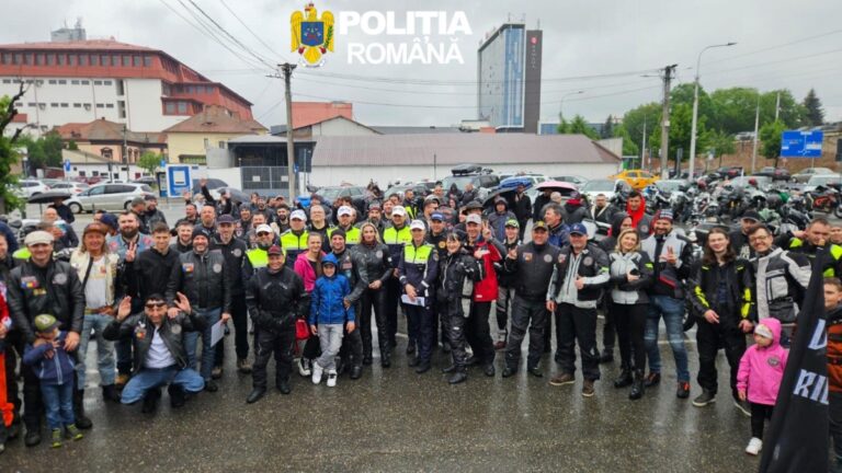 Polițiștii rutieri sibieni, alături de motocicliști la „Open Season Run 2026”, pentru creșterea siguranței rutiere