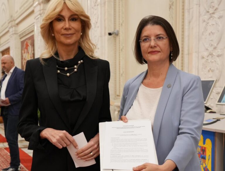 Raluca Turcan și Corina Atanasiu propun lege pentru reducerea abandonului școlar: calificare profesională mai devreme, pentru elevii din liceele tehnologice