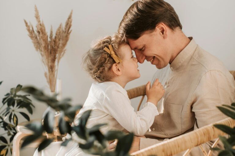 Ziua Tatălui 2026: semnificația unei sărbători dedicate taților și legăturii speciale cu familia