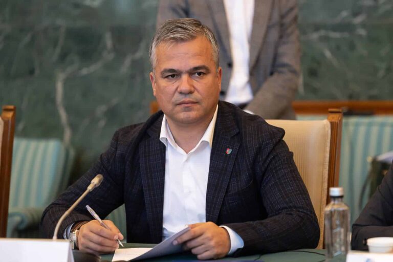 VIDEO: Omul desemnat de Nicușor Dan să formeze Guvernul îl DESFIINȚA acum un an. „Nu are forță politică, va pierde”