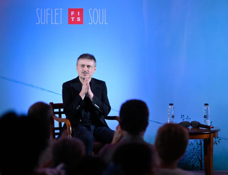 Ziua a șaptea de FITS: Debutul Adunării Generale Circostrada şi Sala Oglinzilor arhiplină la dialogul dintre regizorul Cristian Mungiu și Octavian Saiu