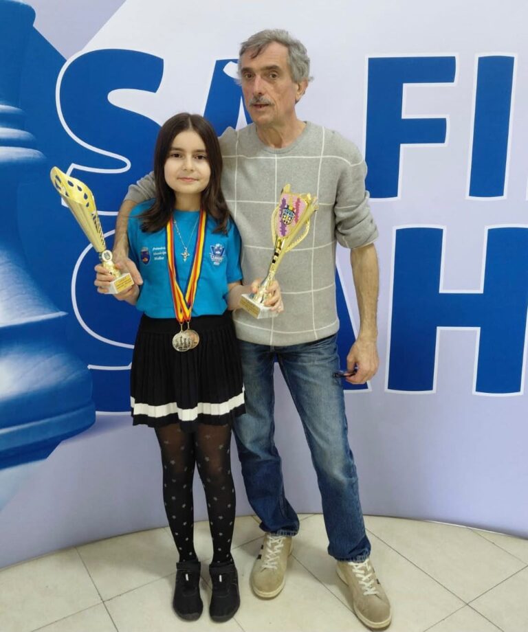 Vis mondial pentru Mara Grama! Tânăra șahistă de la CSM Mediaș va lupta cu cele mai bune jucătoare ale planetei
