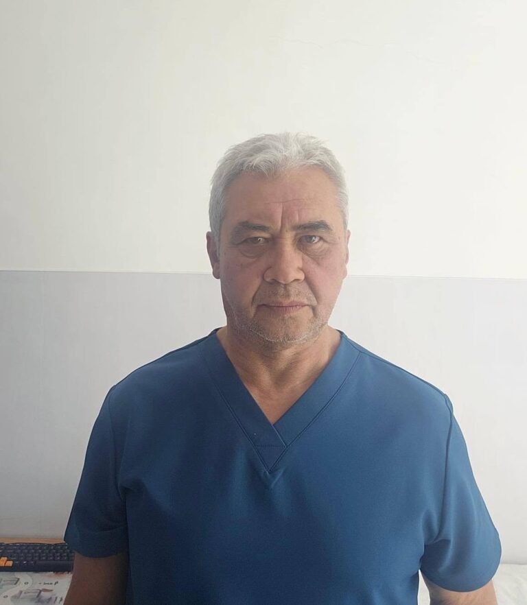Mii de români ajung prea târziu la medic. Un ortoped sibian explică momentul în care nu mai poți evita operația