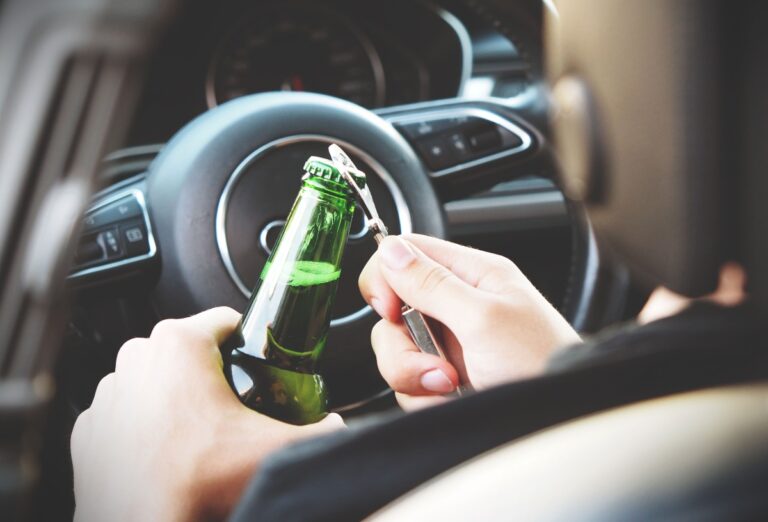 UE introduce noi reguli pentru mașinile noi din iulie 2026. Toate autoturismele vor fi pregătite pentru sistemul anti-alcool