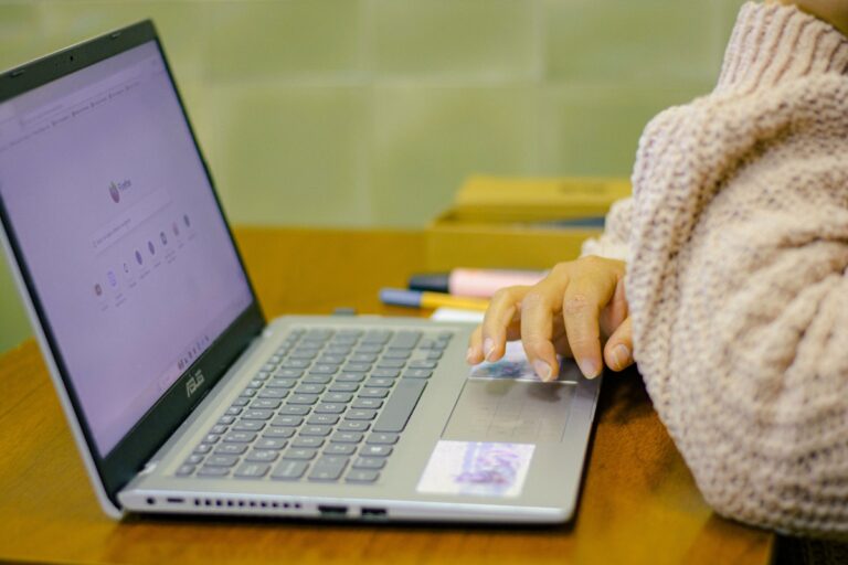 Bacalaureat 2026: Ministerul Educației stabilește ora exactă pentru proba digitală. Internetul se oprește la 13:15