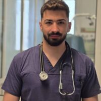 Dr. Eduard Udrea, rezident ATI la Spitalul Clinic Județean de Urgență Sibiu: „În Terapie Intensivă, succesul aparține întotdeauna întregii echipe”