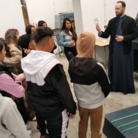 Elevii Școlii Gimnaziale Rusciori au descoperit procesul de tipărire a cărților la Editura Andreiană și Tipografia Mitropoliei Sibiului