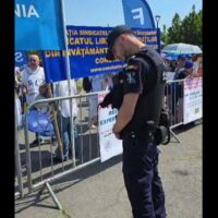 Protest al profesorilor la Palatul Parlamentului: peste 160.000 de semnături depuse pentru modificarea Legii Educației și anularea măsurilor din Legea 141/2025