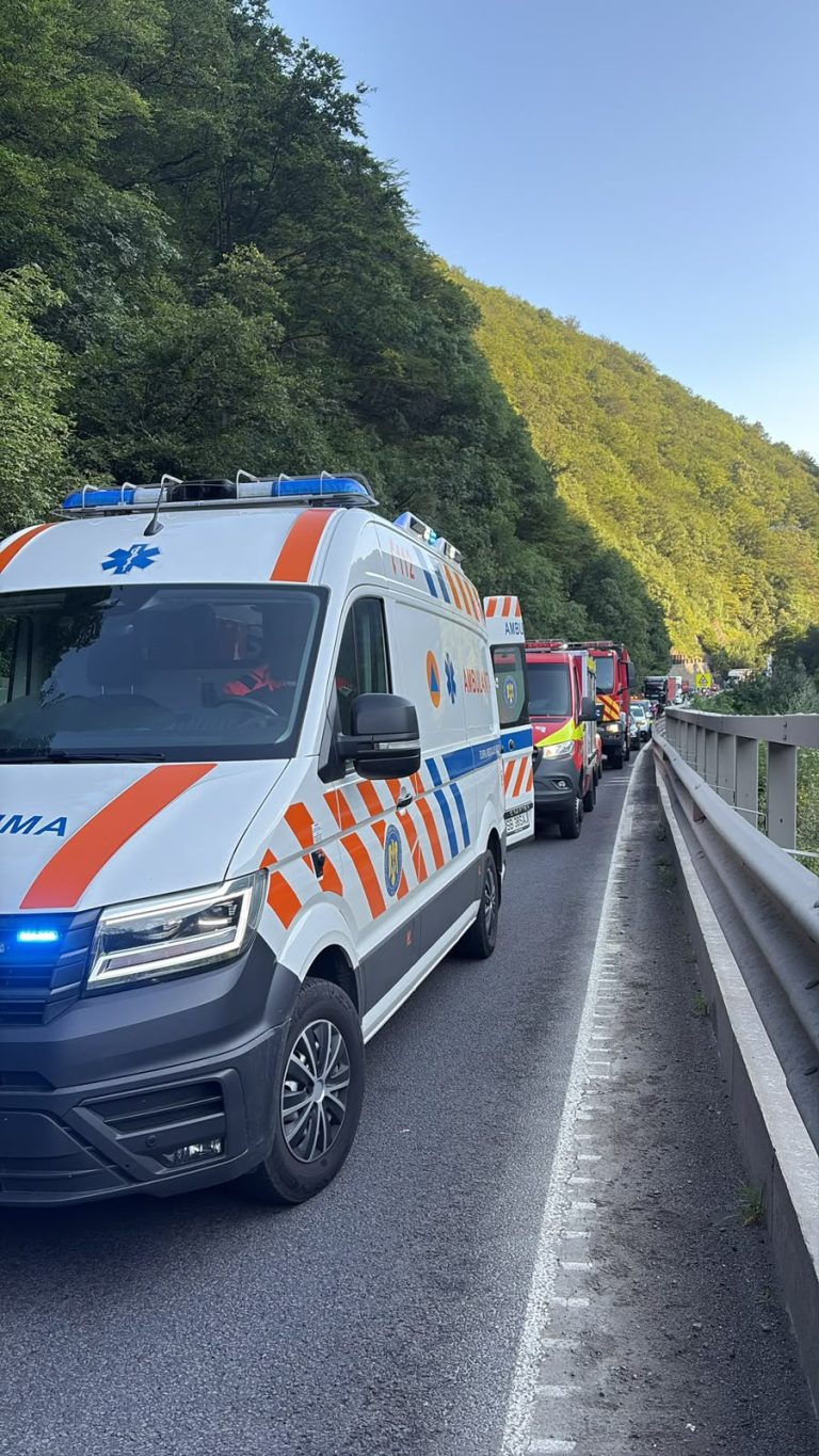 CNAIR după TRAGEDIA pe pe Valea Oltului: NU se pot monta plase acolo din cauza pădurii dese