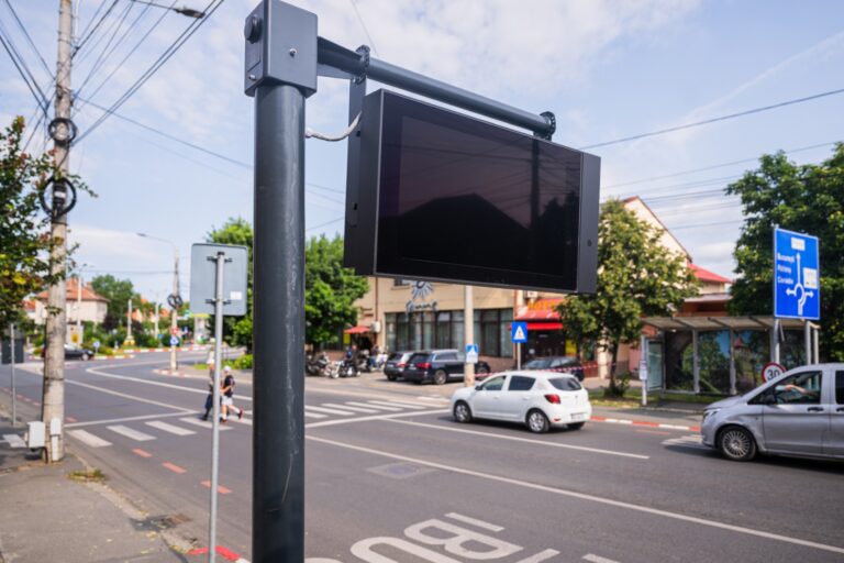 Autobuzele din Sibiu intră în era digitală. Ce vor vedea călătorii în stații