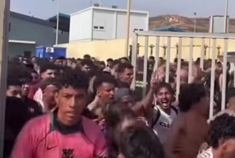Criza migranților din Ceuta se agravează. Ursula von der Leyen cere returnarea, de urgență, a celor circa 60.000 de persoane