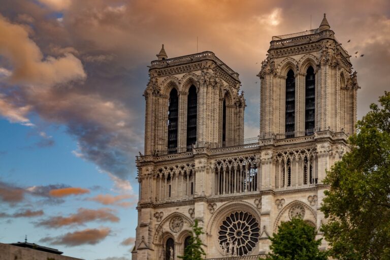 Notre-Dame din Paris intră într-o nouă etapă de restaurare. Lucrări de 150 de milioane de euro, până în 2033